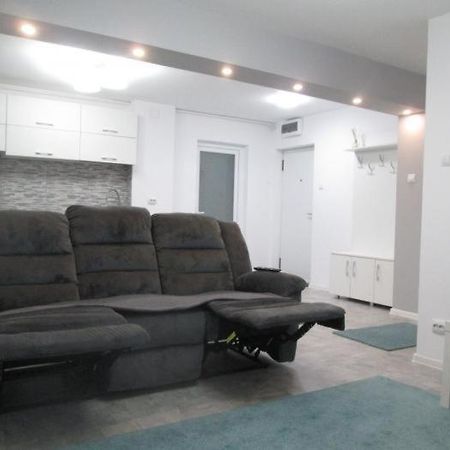 Apartament Sarra 特尔戈维什泰 外观 照片